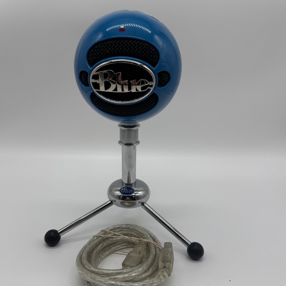 Blue Microphones Snowball USB Condenser Microphone Blue with Tripod Stand Cable